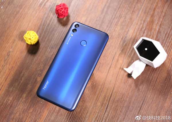 honor 8c