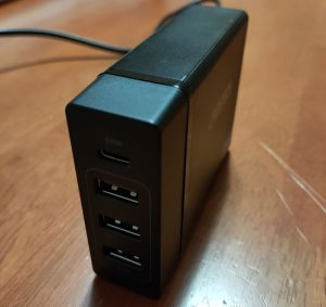 caricatore multiplo 4 porte usb