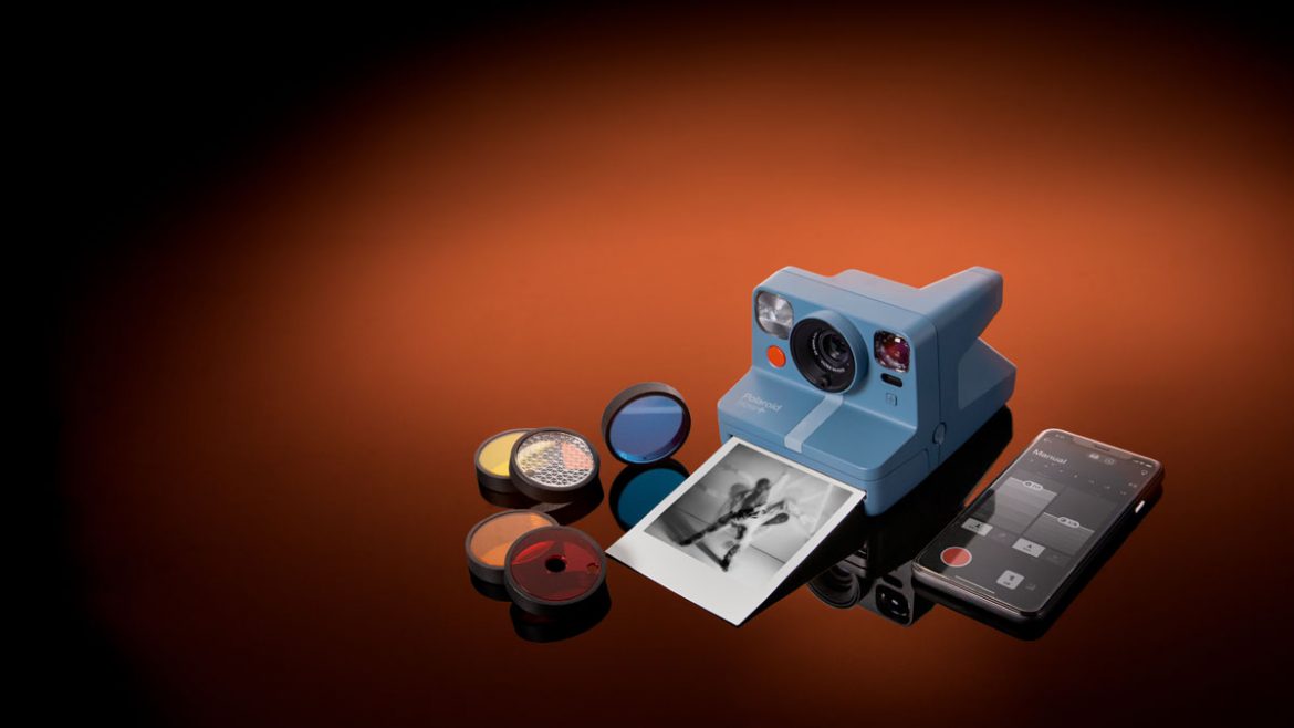polaroid now+