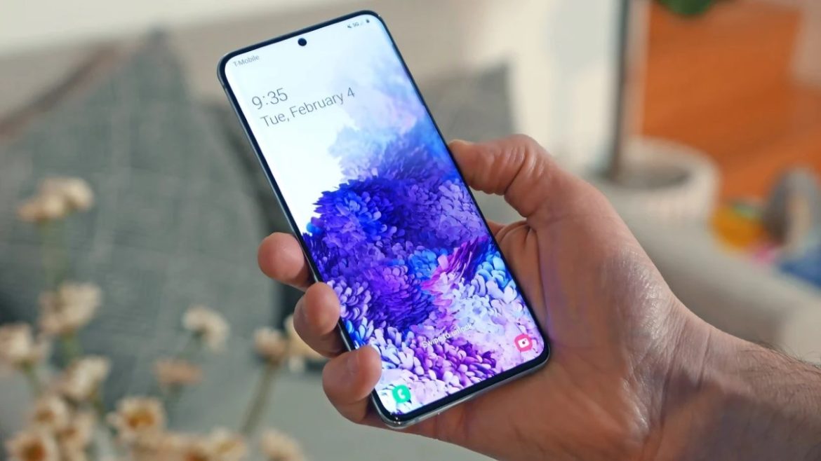 smartphone display smartphone con display intorno a 7 pollici